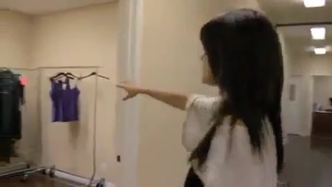 Selena Gomez - Falling Down - Behind The Scene. (HD) 076 Selena Gomez - Falling Down - Behind The Scene. (HD) 076