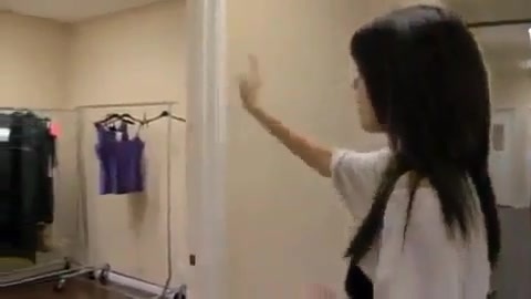 Selena Gomez - Falling Down - Behind The Scene. (HD) 077 Selena Gomez - Falling Down - Behind The Scene. (HD) 077