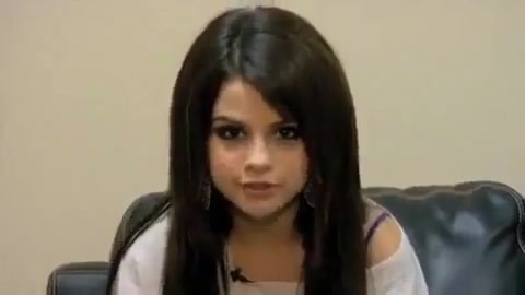 Selena Gomez - Falling Down - Behind The Scene. (HD) 178