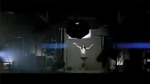 Selena Gomez - Falling Down - Behind The Scene. (HD) 287