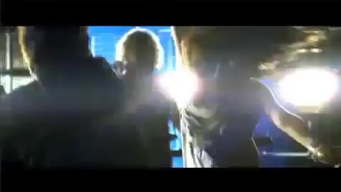 Selena Gomez - Falling Down - Behind The Scene. (HD) 350 Selena Gomez - Falling Down - Behind The Scene. (HD) 350