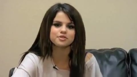 Selena Gomez - Falling Down - Behind The Scene. (HD) 378