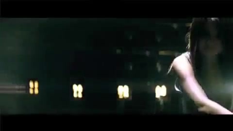 Selena Gomez - Falling Down - Behind The Scene. (HD) 384