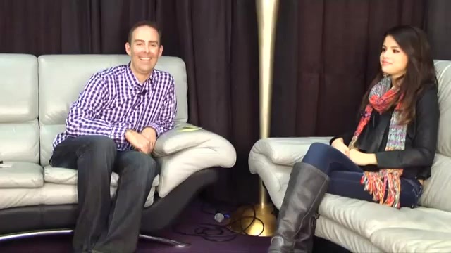 Selena Gomez interview in the Backstage of Jingle Ball 2011 001