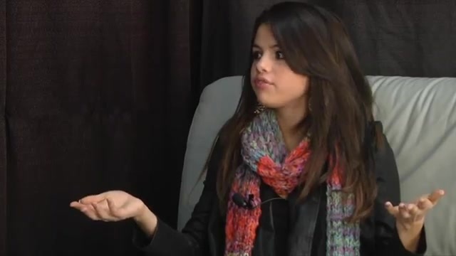 Selena Gomez interview in the Backstage of Jingle Ball 2011 031 - Selena Gomez interview in the Backstage