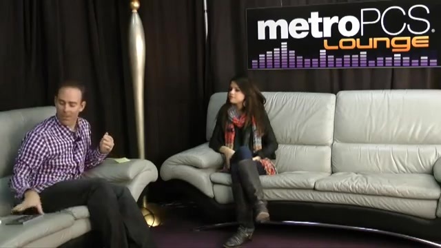 Selena Gomez interview in the Backstage of Jingle Ball 2011 049