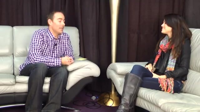Selena Gomez interview in the Backstage of Jingle Ball 2011 072