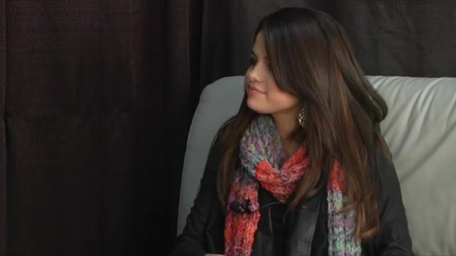 Selena Gomez interview in the Backstage of Jingle Ball 2011 111 - Selena Gomez interview in the Backstage