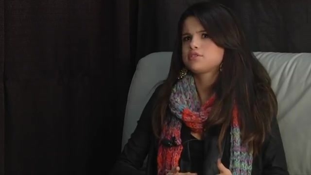 Selena Gomez interview in the Backstage of Jingle Ball 2011 318