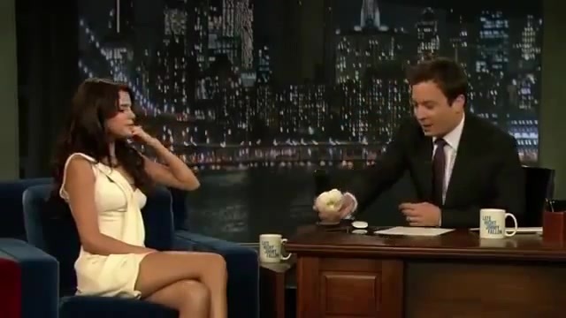 Selena Gomez Interview on Jimmy Fallon 2011 052 - Selena Gomez Interview on Jimmy Fallon 2011