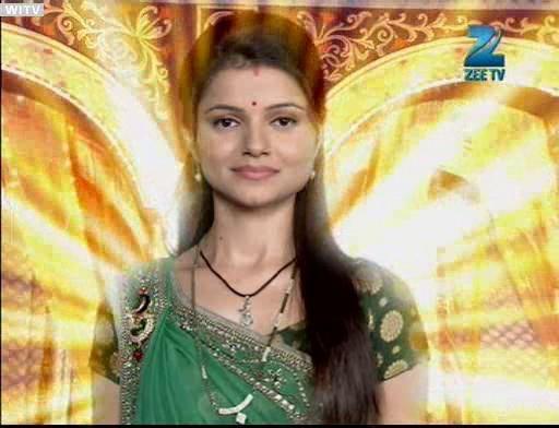 387540_281043371954622_100001468849001_765552_59587222_n - Rubina Dilaik