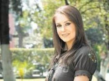 images (38) - Ingrid Martz