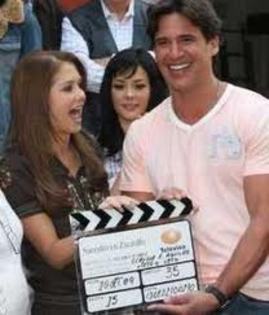 images (38) - Ingrid Martz