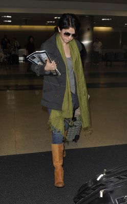 normal_11 - Arriving at LAX Airport - October 11 2009