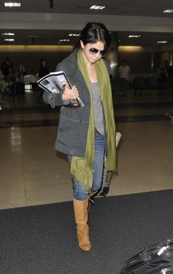 normal_12 - Arriving at LAX Airport - October 11 2009