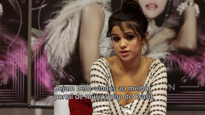 Selena Gomez no POPLine 336