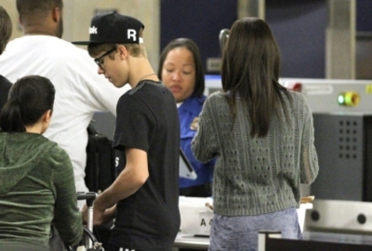 normal_015~4 - September 17th- At LAX with Justin Bieber