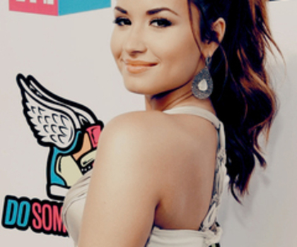 Vanesso...desparte´te iar d el.!x(