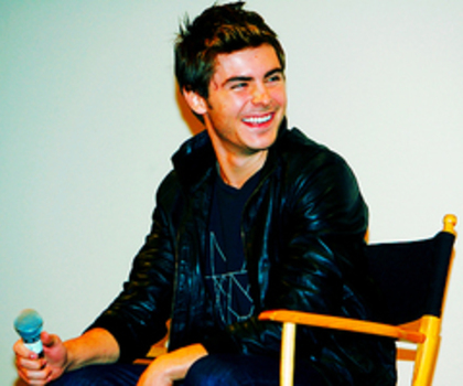 :)) Hai ku voi la ora,k nu vreau k iubitzica meah s ia detentie..si dupa s nu o mai scot in oras.!