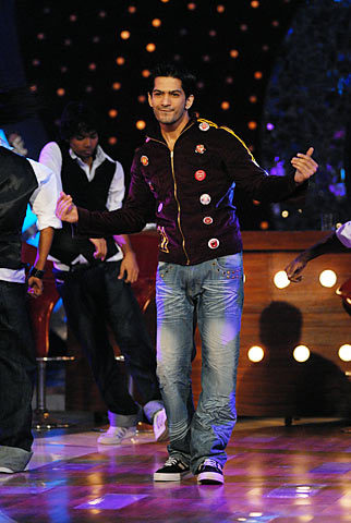 240609024427_5 - amit tandon