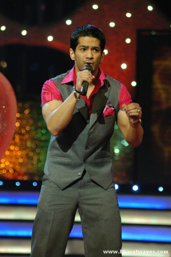 Qf5EY - amit tandon