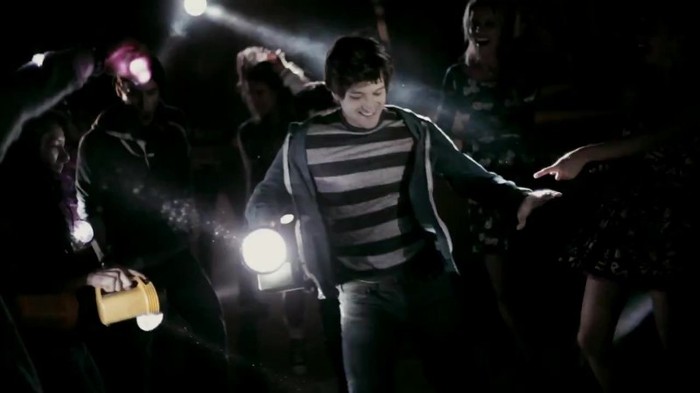 Selena Gomez & The Scene - Hit The Lights 252 - Selena Gomez and The Scene - Hit The Lights