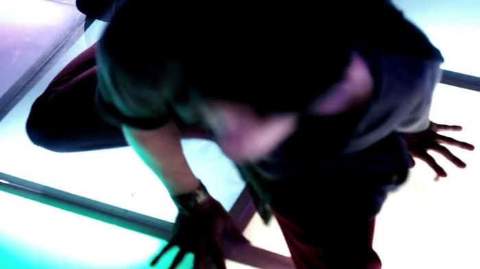 Selena Gomez & The Scene - Hit The Lights 320