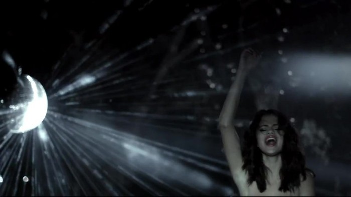 Selena Gomez & The Scene - Hit The Lights 331