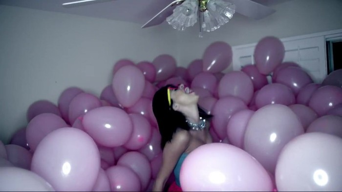 Selena Gomez & The Scene - Hit The Lights 371