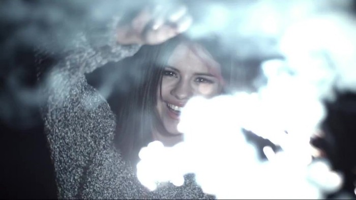 Selena Gomez & The Scene - Hit The Lights 455