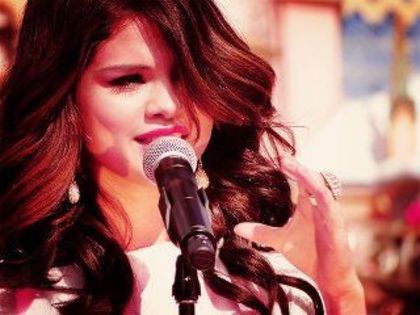 423184_320588177976828_169516796417301_827055_600557395_n_large - 0                                  Aye - here Maffy_Unicorn