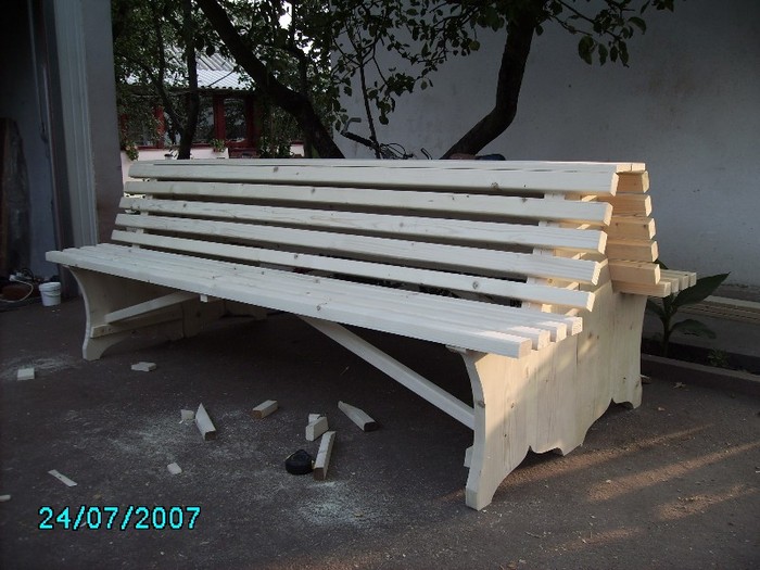 101 - MOBILIER GRADINA