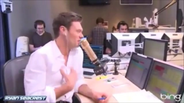 Demi Lovato\'s Interview with Ryan Seacrest -Skyscraper premier [Full] 0109