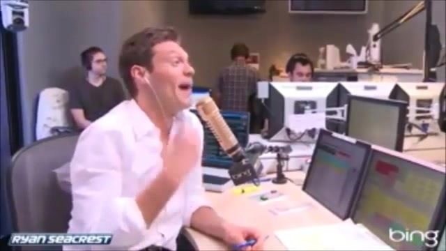 Demi Lovato\'s Interview with Ryan Seacrest -Skyscraper premier [Full] 0117