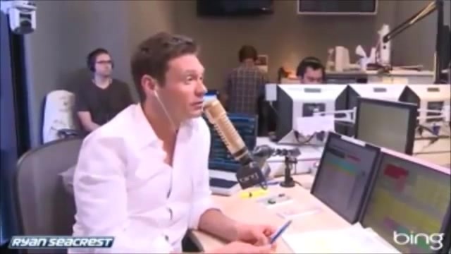 Demi Lovato\'s Interview with Ryan Seacrest -Skyscraper premier [Full] 0124