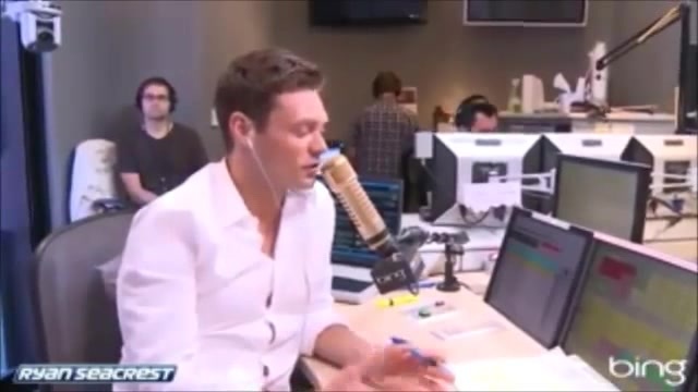 Demi Lovato\'s Interview with Ryan Seacrest -Skyscraper premier [Full] 0135