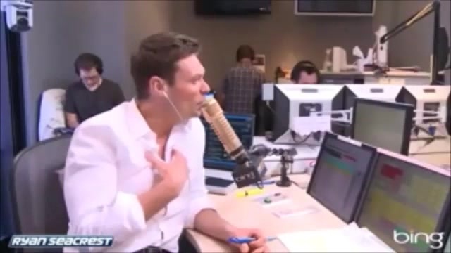 Demi Lovato\'s Interview with Ryan Seacrest -Skyscraper premier [Full] 0142