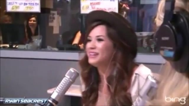 Demi Lovato\'s Interview with Ryan Seacrest -Skyscraper premier [Full] 0534