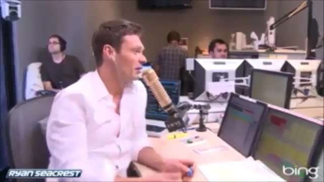 Demi Lovato\'s Interview with Ryan Seacrest -Skyscraper premier [Full] 0150