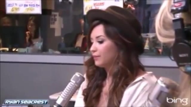 Demi Lovato\'s Interview with Ryan Seacrest -Skyscraper premier [Full] 0159