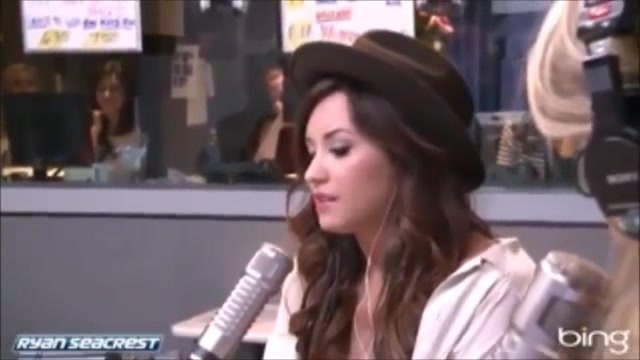 Demi Lovato\'s Interview with Ryan Seacrest -Skyscraper premier [Full] 0163