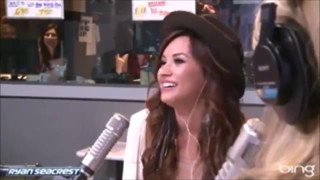Demi Lovato\'s Interview with Ryan Seacrest -Skyscraper premier [Full] 0560 - Demilu Interview with Ryan Seacrest -Skyscraper premier Part oo1