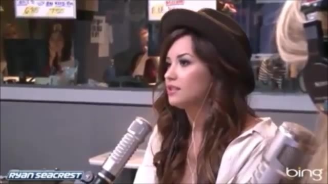 Demi Lovato\'s Interview with Ryan Seacrest -Skyscraper premier [Full] 0180