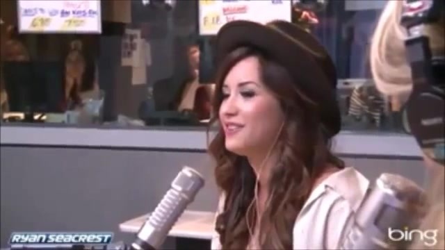 Demi Lovato\'s Interview with Ryan Seacrest -Skyscraper premier [Full] 0190