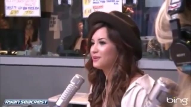 Demi Lovato\'s Interview with Ryan Seacrest -Skyscraper premier [Full] 0191 - Demilu Interview with Ryan Seacrest -Skyscraper premier