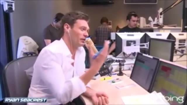 Demi Lovato\'s Interview with Ryan Seacrest -Skyscraper premier [Full] 0586