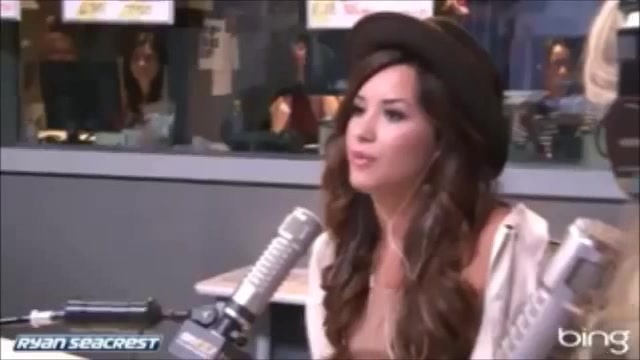 Demi Lovato\'s Interview with Ryan Seacrest -Skyscraper premier [Full] 0597 - Demilu Interview with Ryan Seacrest -Skyscraper premier Part oo1