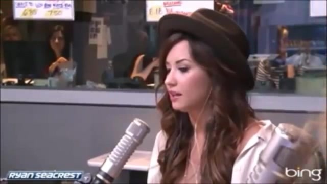 Demi Lovato\'s Interview with Ryan Seacrest -Skyscraper premier [Full] 0211 - Demilu Interview with Ryan Seacrest -Skyscraper premier