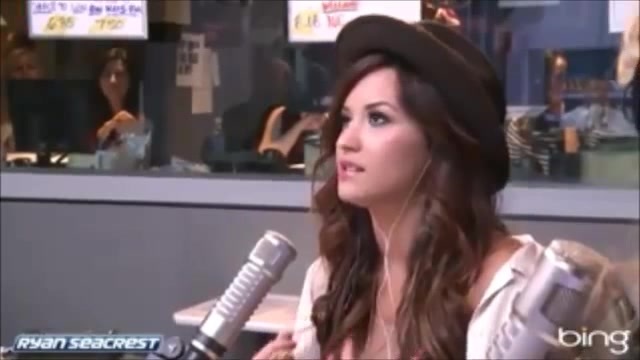 Demi Lovato\'s Interview with Ryan Seacrest -Skyscraper premier [Full] 0215 - Demilu Interview with Ryan Seacrest -Skyscraper premier