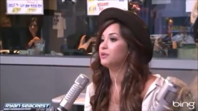 Demi Lovato\'s Interview with Ryan Seacrest -Skyscraper premier [Full] 0233